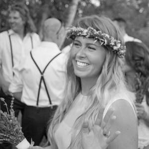 Meet your Posher, Claire